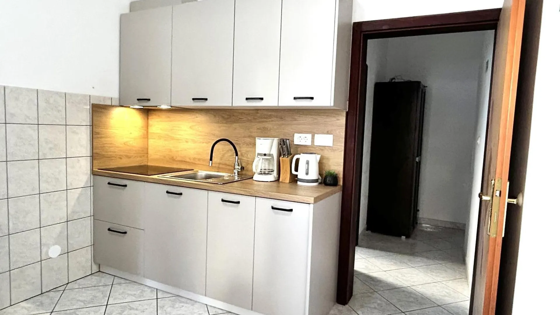 Apartment Sunshine 80 M From Beach Pjescana Uvala